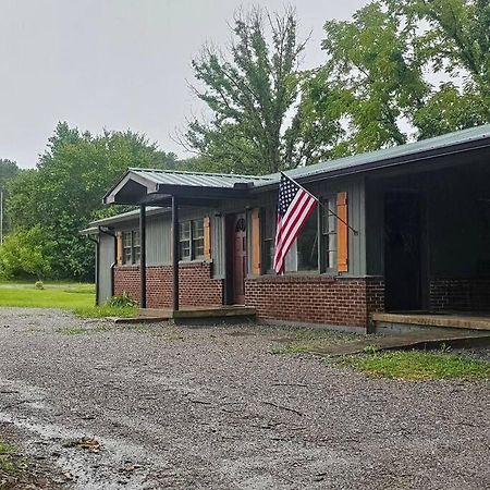 Cozy Compass House Hotel Tellico Plains Exterior photo