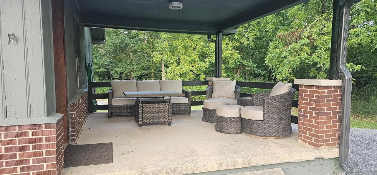 Cozy Compass House Hotel Tellico Plains Exterior photo